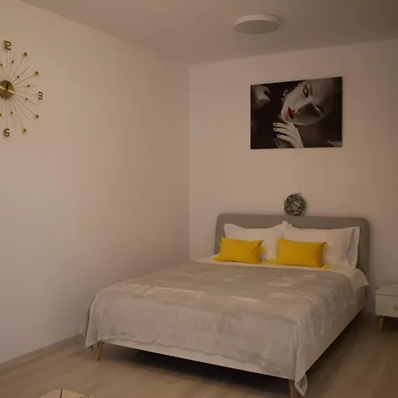 Gio C13 Apartament *